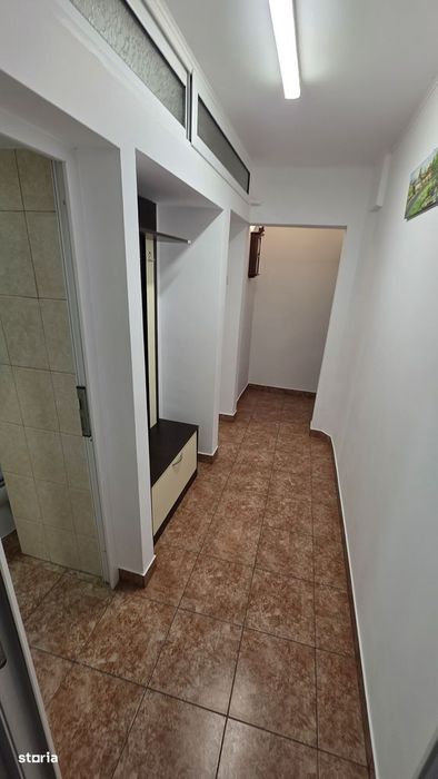 Inchiriez ap cu 2 camere et 1