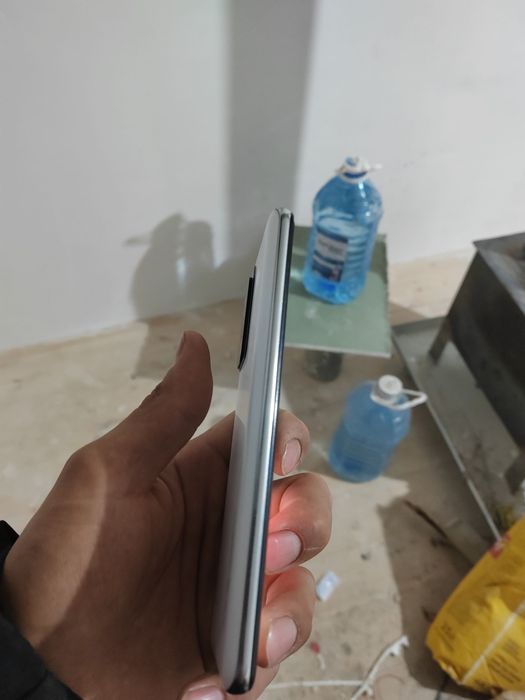 Xiomi 11 tholati ideal