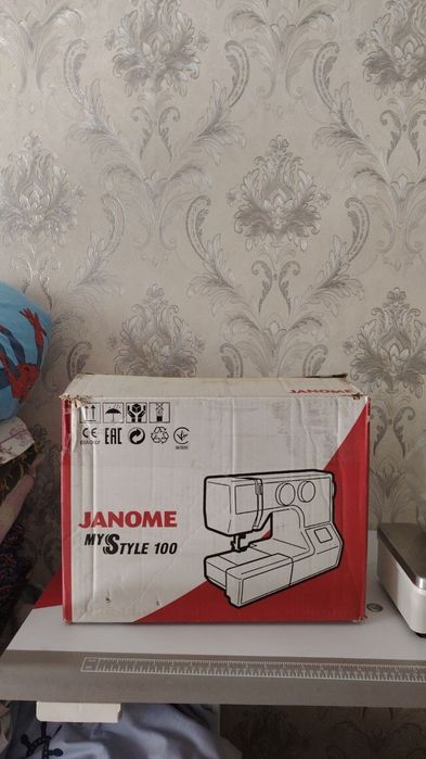 Janome My Style 100