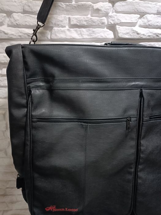 Кожен,калъф за дрехи