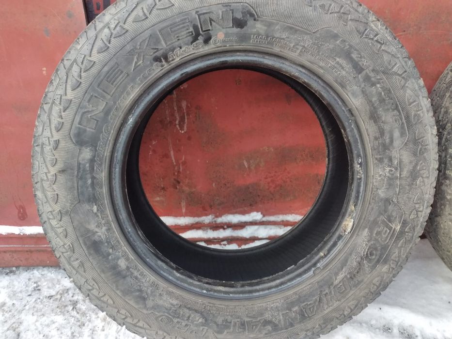 Продаются зимние шины 225/75/R16
