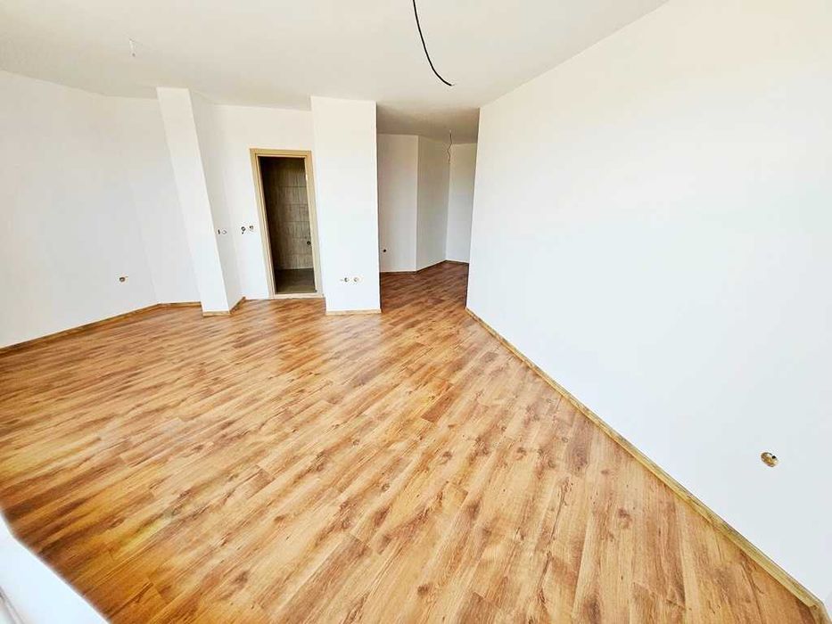 Продава се Едностаен апартамент в к.к. Слънчев бряг - 49 кв.м за 878 €/кв.м - Снимка #4