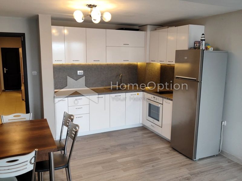 Продава Тристаен Апартамент в кв. Черно Море 1, Несебър