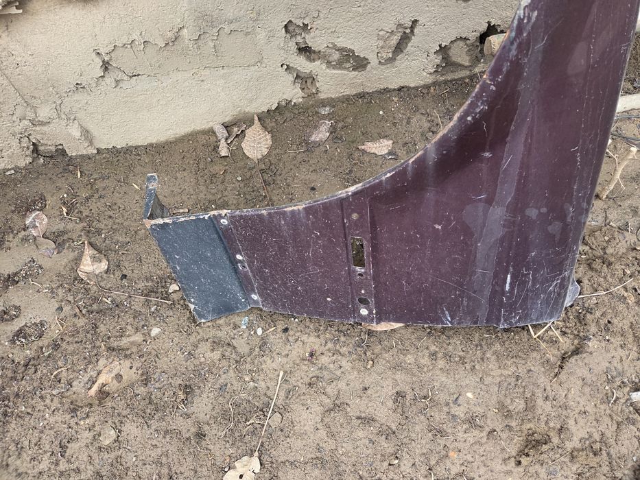 Крыло на Е38 BMW