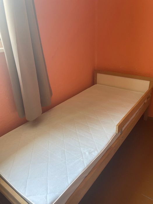 Детко легло + матрак IKEA (3-9 години)