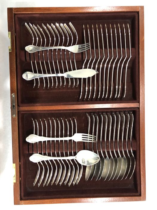 Столовое серебро