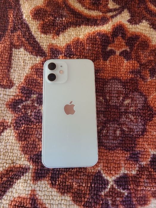 iPhone 12mini.