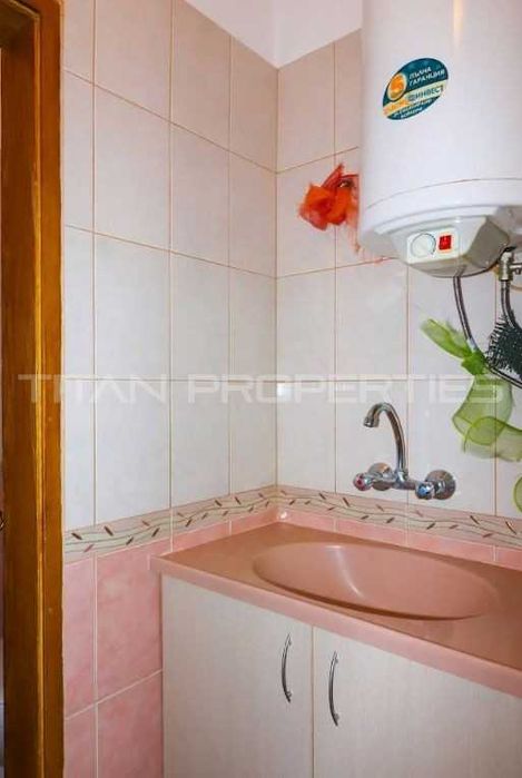 Дава се под наем Тристаен апартамент в Варна, Център - 86 кв.м за 448.8 € - Снимка #7