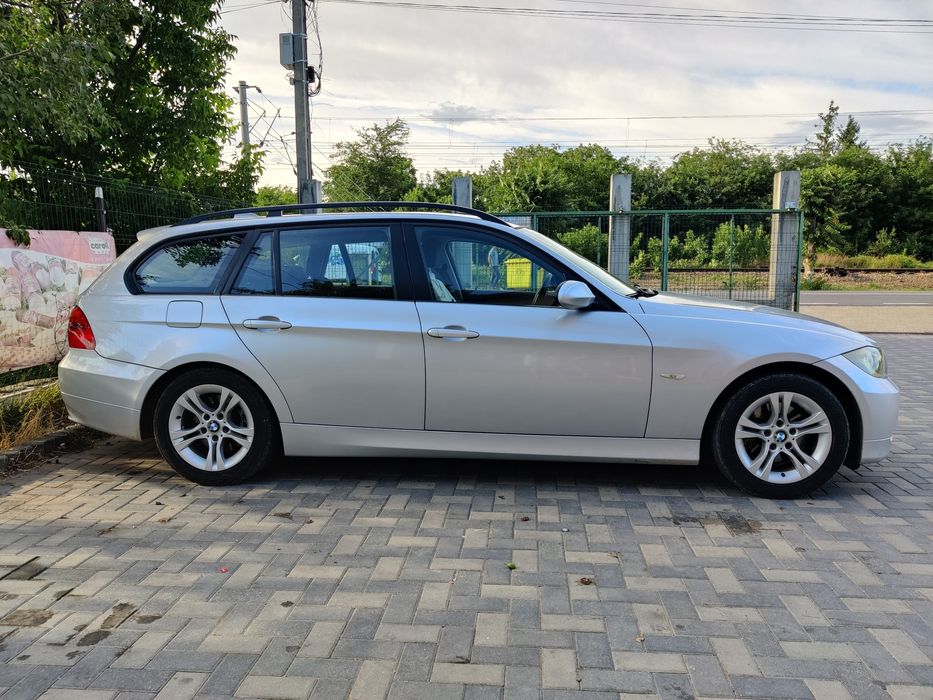 BMW Seria 3 318d E91 stare excelenta