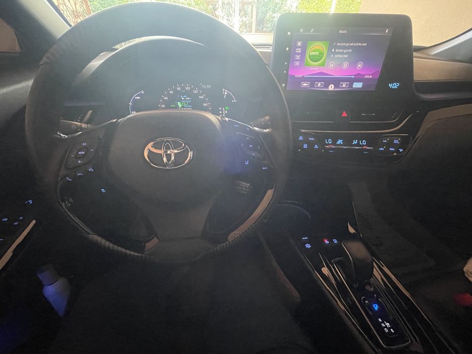 TOYOTA электромобили сотилади йили  2021 22 ранги оқ краскаси тоза