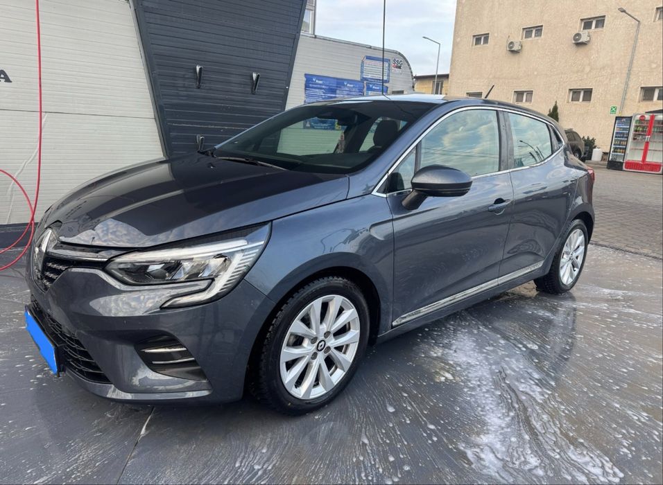 Renault Clio 1.6 E-Tech Hybrid Automat
