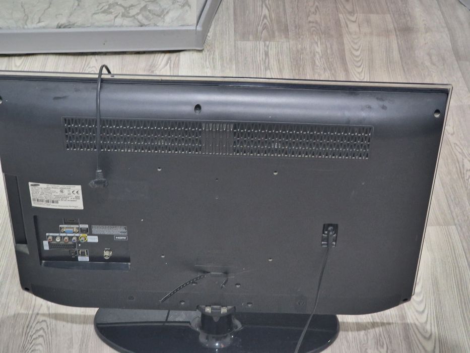 Телевизор (не смарт)