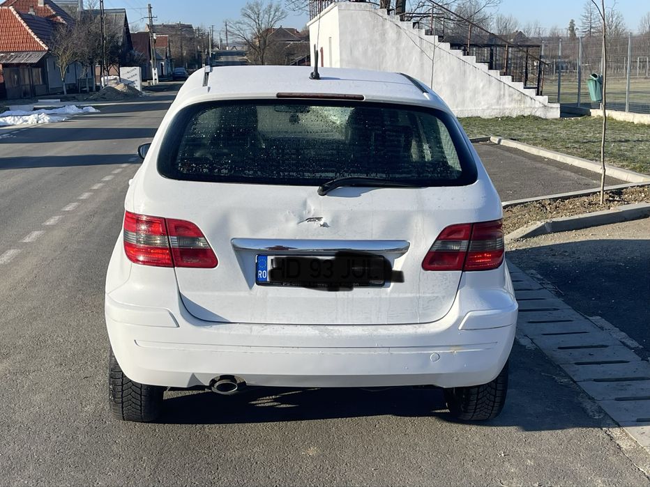 Mercedes-Benz B class