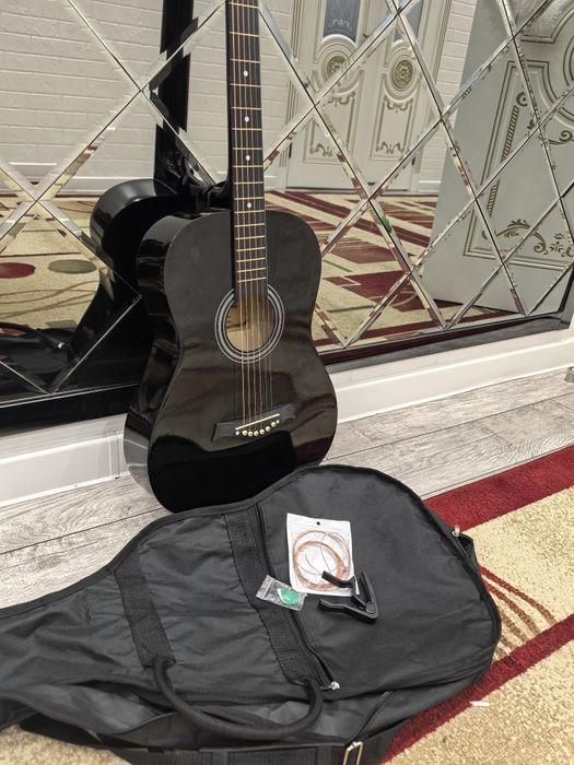 Гитара акустикалық почти новая