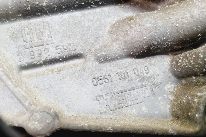 Carcasa filtru ulei termoflot 12992593 0561101049 1.8 benzina Z18XER Opel Signum C  [din 2003 pana