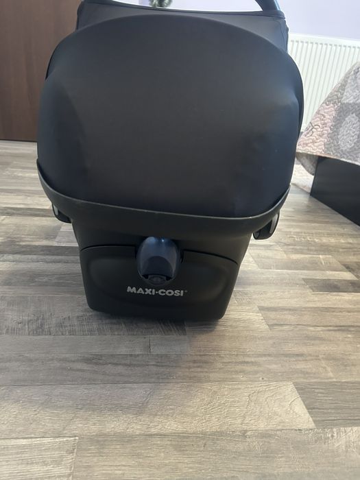 Бебешко столче / кошница за кола Maxi-Cosi CabrioFix (0-13 кг)
