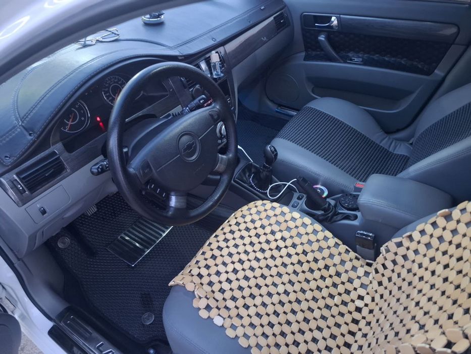 Gentra lacetti sotiladi srochna