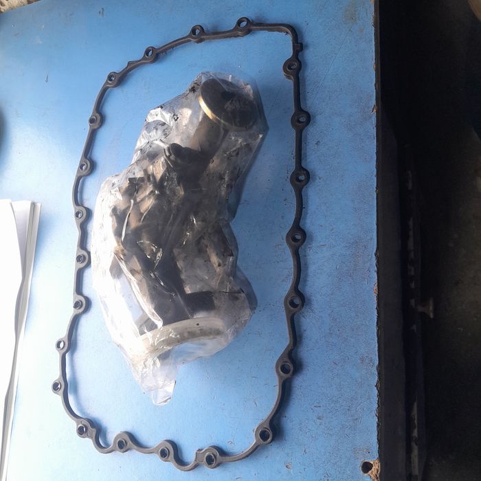 Продам Масленни насос в оригиналье