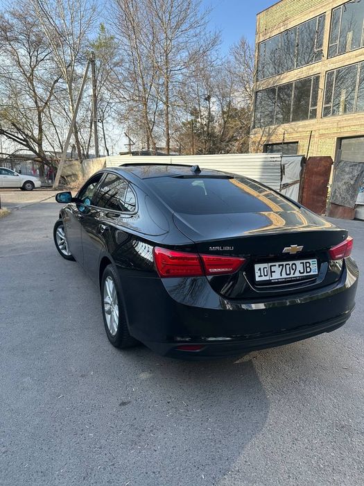 Малибу 2.4 атмосферный 2018 йил сотилади