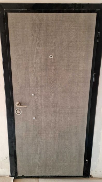 Входна врата 90/200