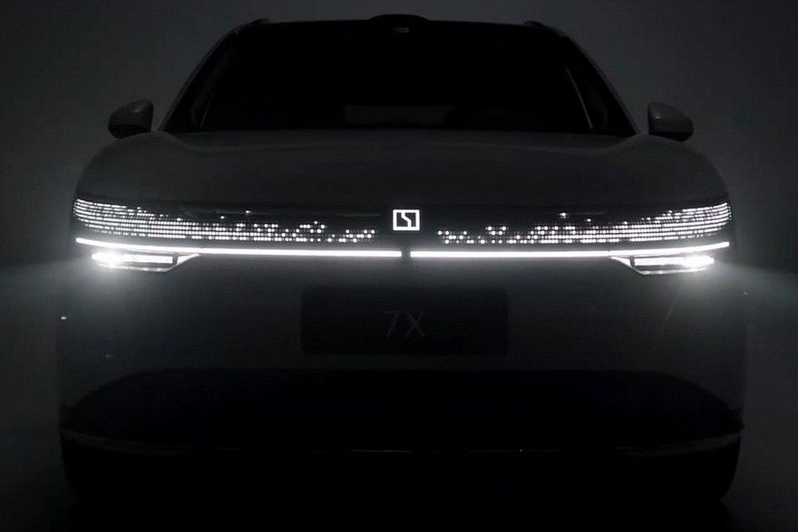 Zeekr 7 X full crasover CIP