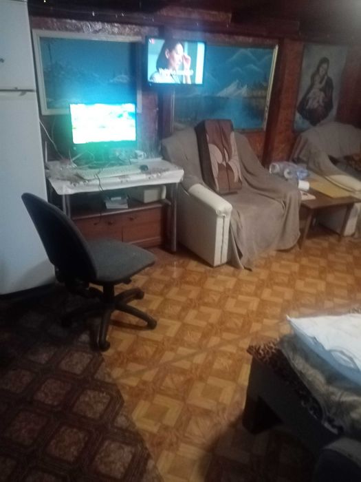 Inchiriez cabana