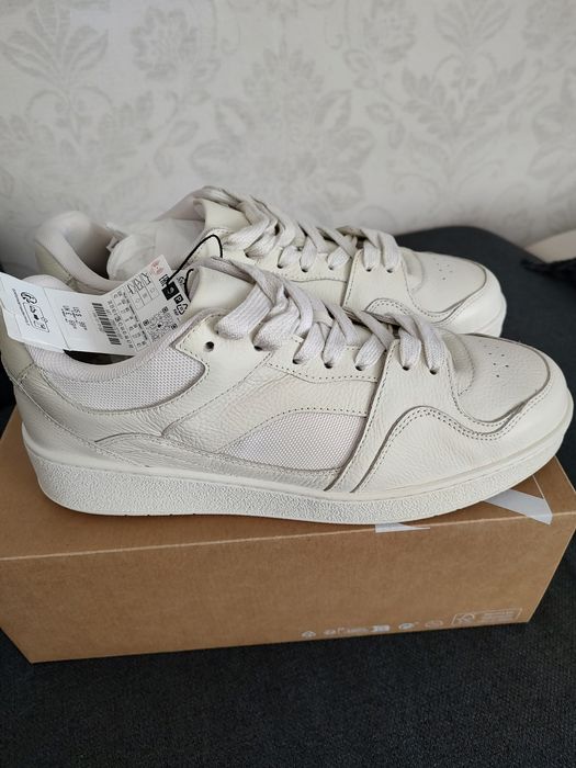 Маратонки   Zara