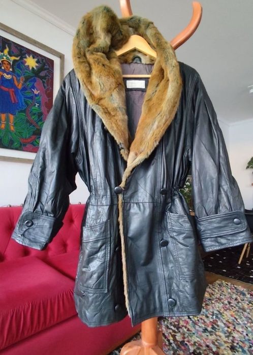 Geacă din piele naturală si blană de nurca, cu gluga