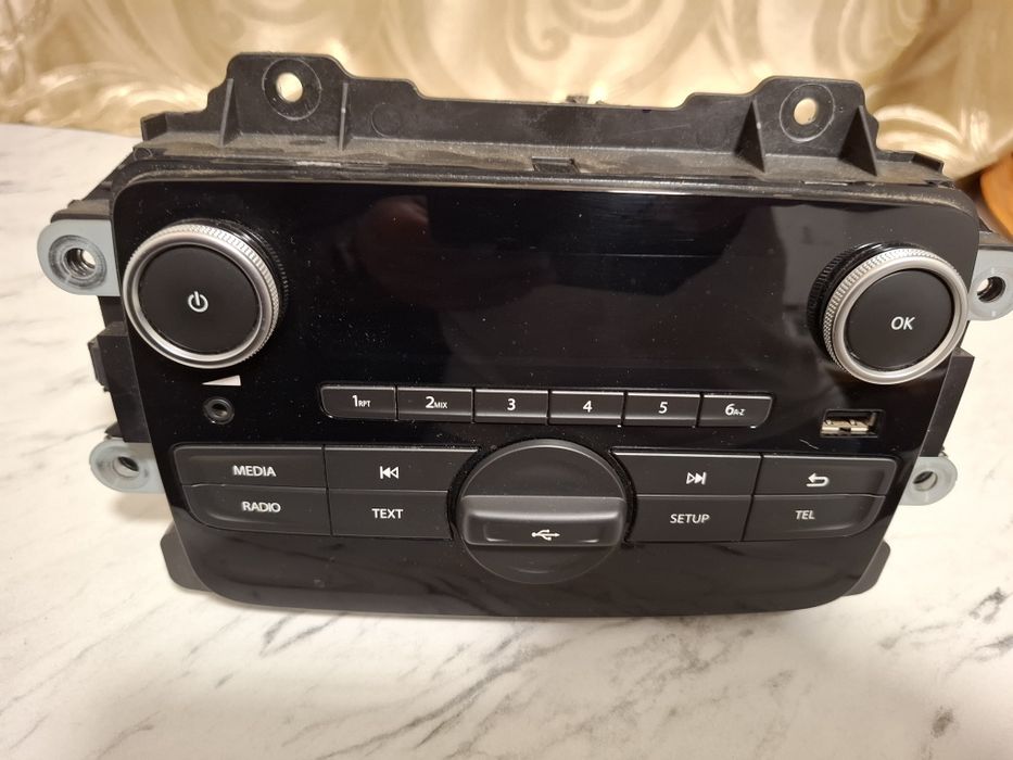 Radio pentru gamma Renault  Dacia