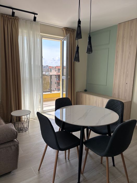 Двустаен апартамент Цветен квартал