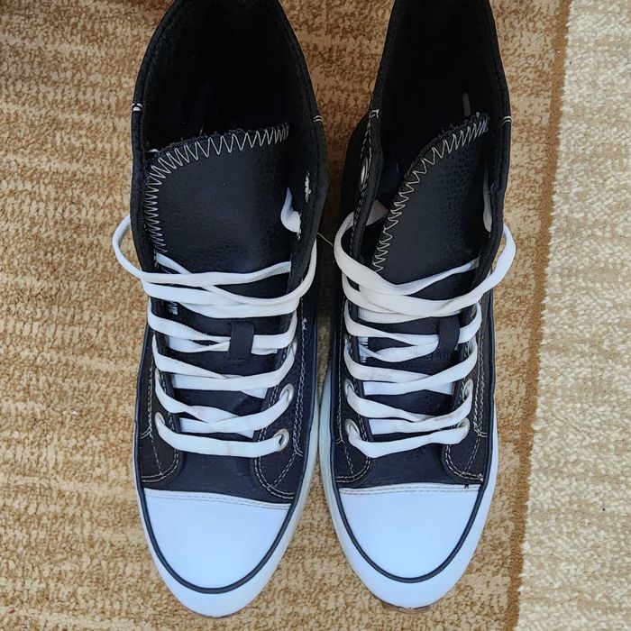 Ботинки, кроссовки, кеды женские