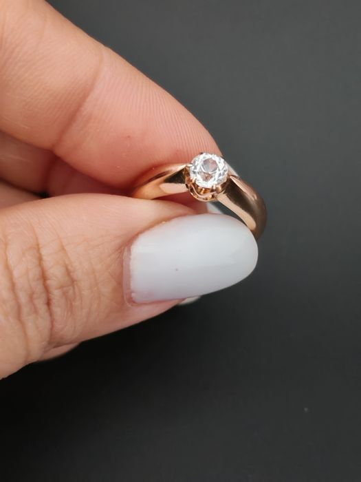 Inel aur 18 K cu Safir alb