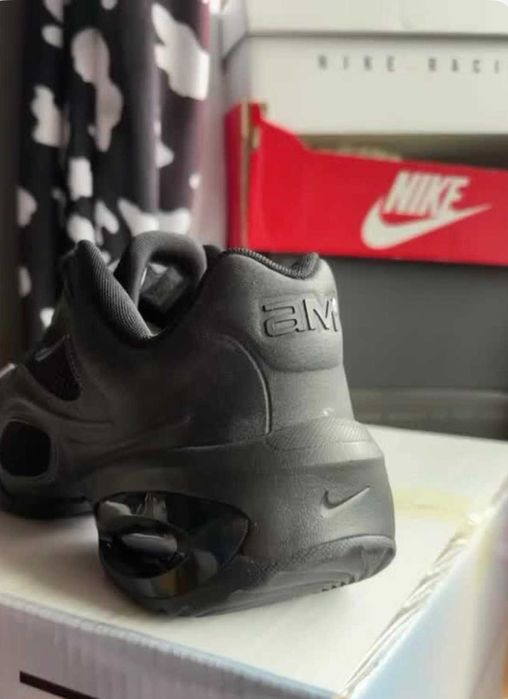 100% Оригинални Nike Muse Se в размер 40-25.5 см