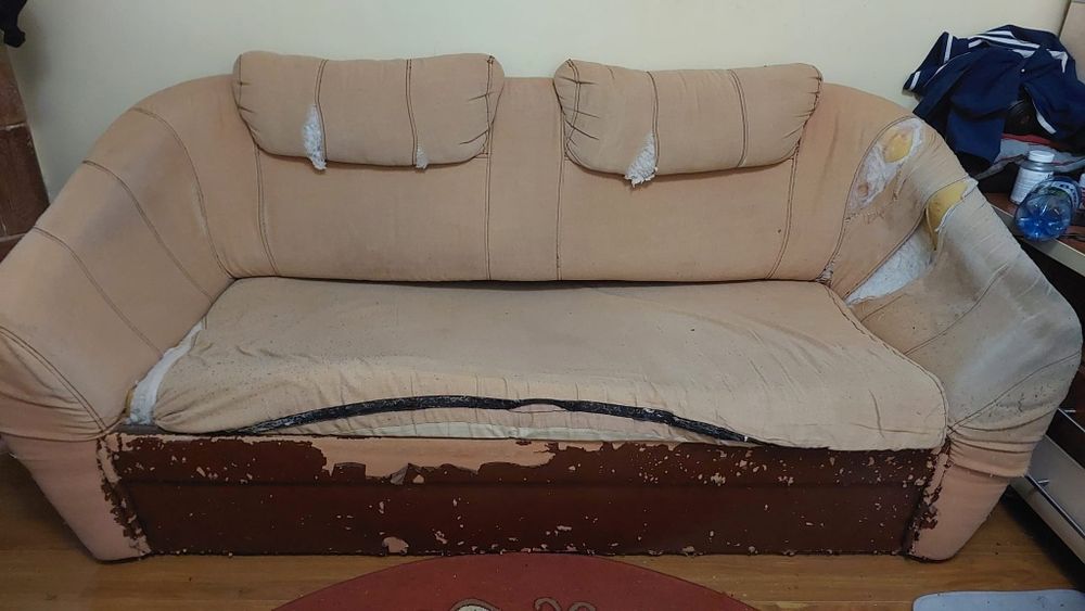 Donez canapea Rahova