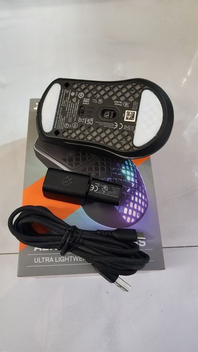 Mouse Gaming Steelseries Aerox 3 Wireless BT Onyx Negru 18000 dpi
