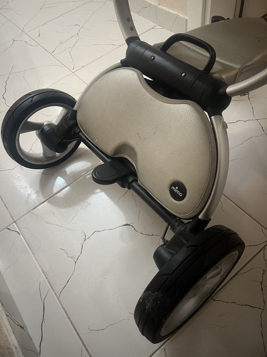 Продам коляску mima xari