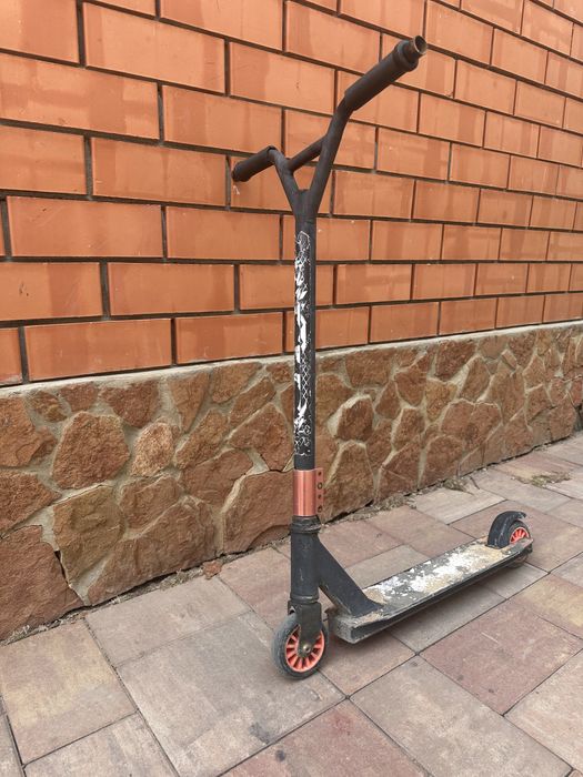 Трюковой самокат