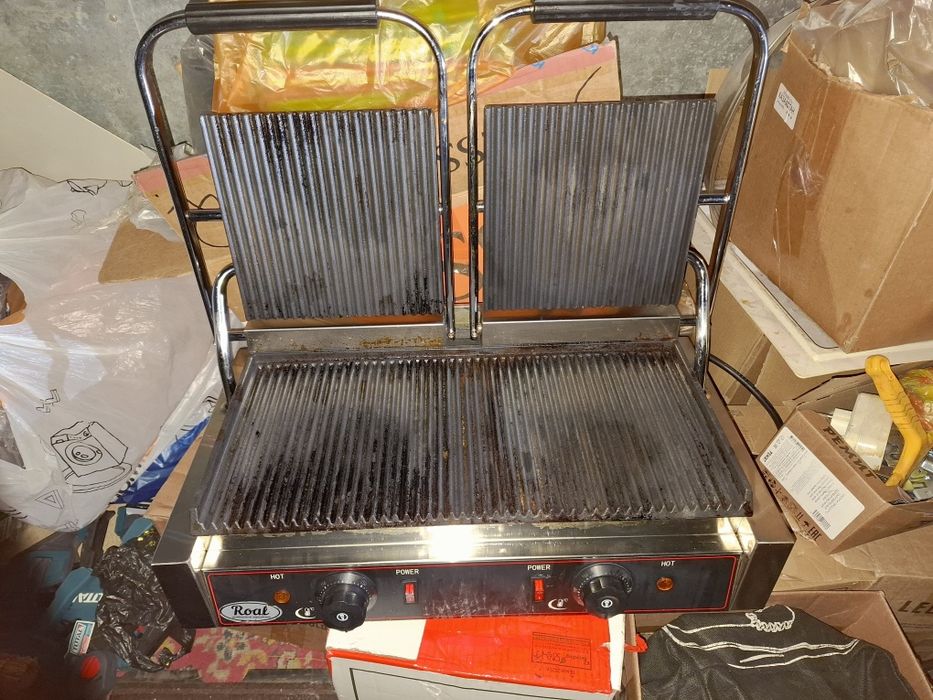 Продам электро прижимной гриль.