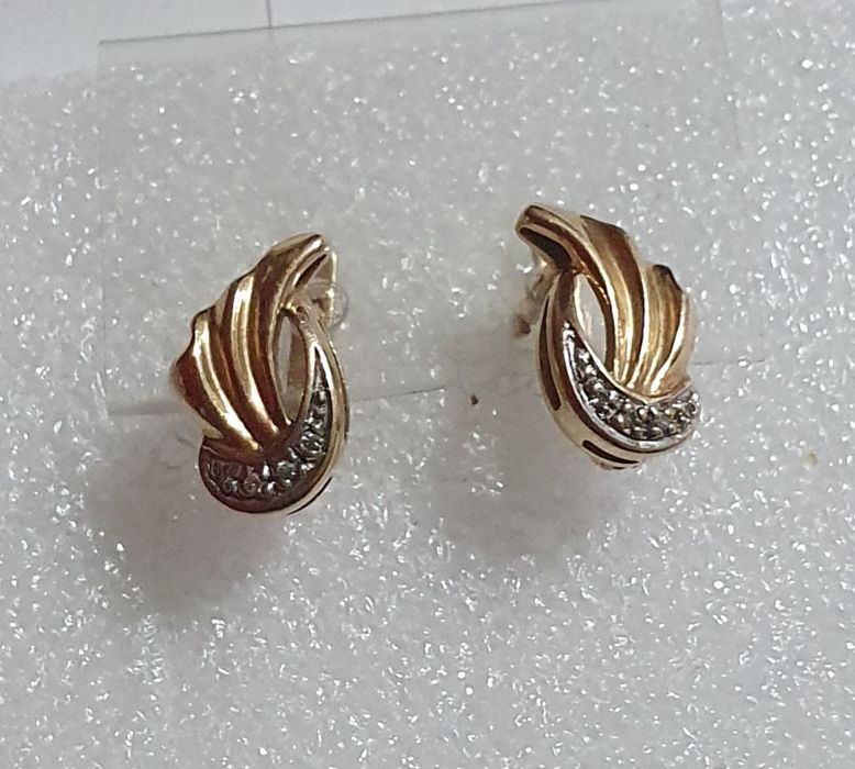 Брилливнтовые   сережки.