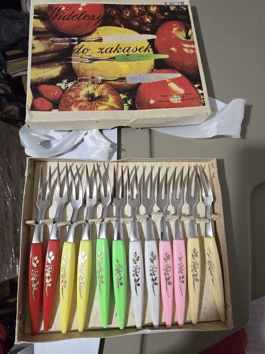 Стари десертни вилички