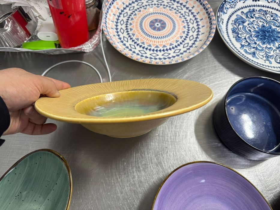 Продоется посуды оборудование итд