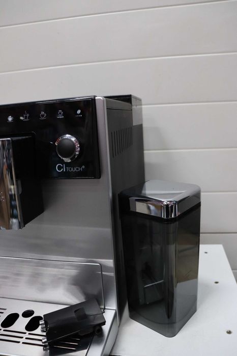 Кафеавтомат Melitta Caffeo CITouch 15 bar  LCD Touch, 10 специалитета, 5 нива на гранулиране, Контейнер за кафени зърна с 2 отделения, Silver