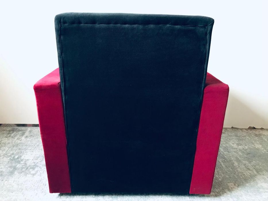 Продам срочно диван кресло