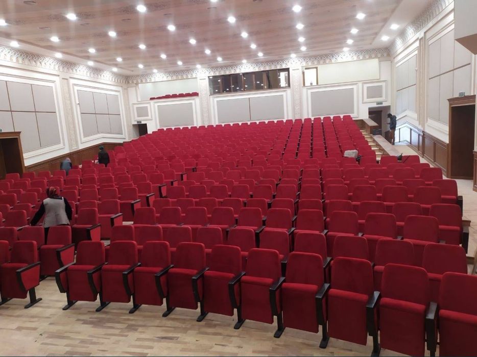 Кресло стулья для театр конференция и актевых залов