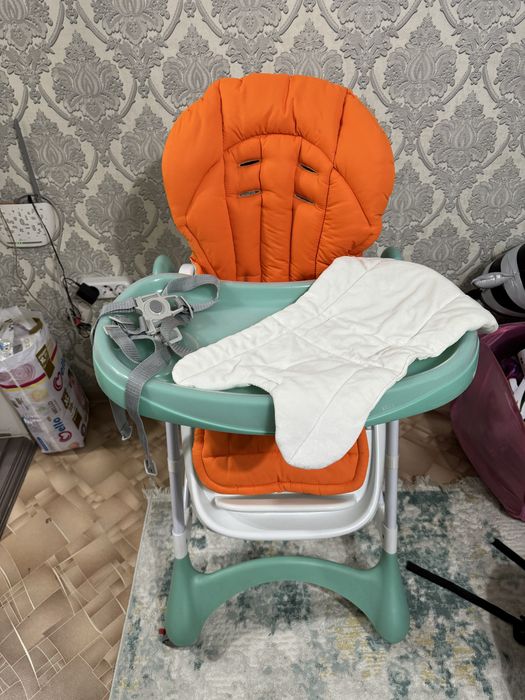 Продам стульчик для кормления Skillmax