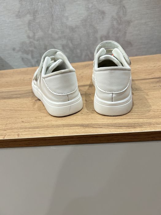 Обувь для девочки