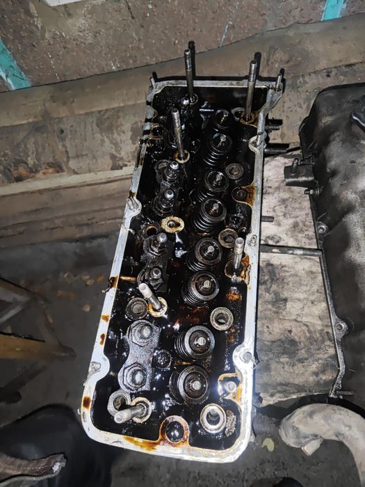 Продам ГБЦ  ваз 2105