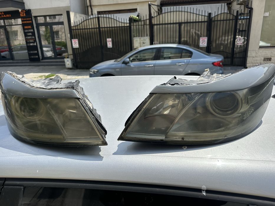 Set faruri Skoda Octavia 2 Facelift – Model cu lupă, pleoape și folie
