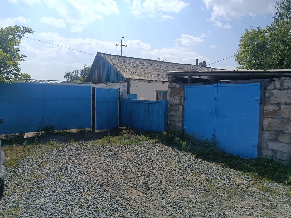 Продам дом в Иртышске