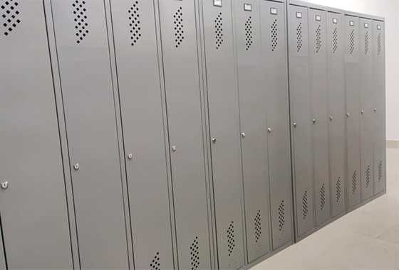 Шкаф металлический, раздевалка, шкаф для одежды